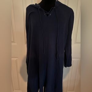 V neck tunic sweater NWT. Neck has laces. Sides split at bottom. Navy